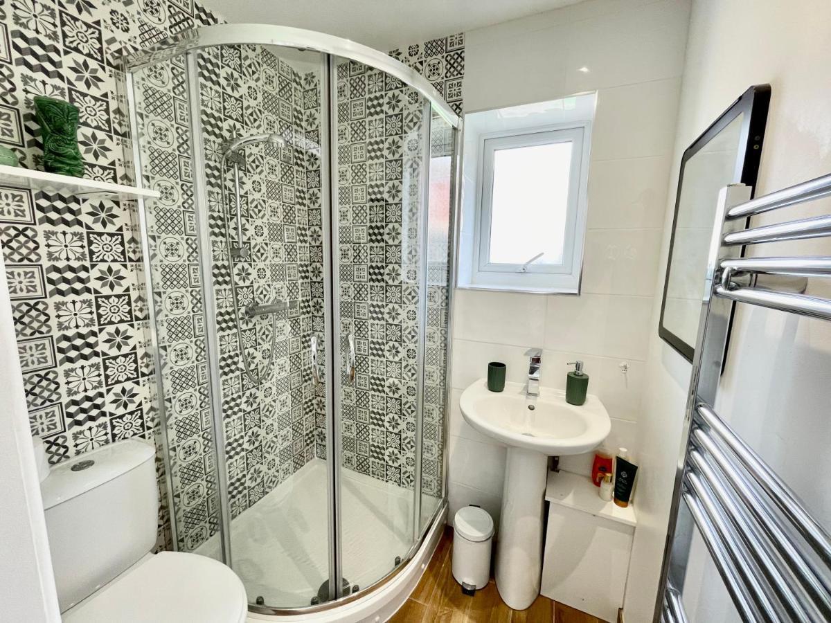 The Corner House - Modern Chesterfield Town Centre Apartments Екстериор снимка